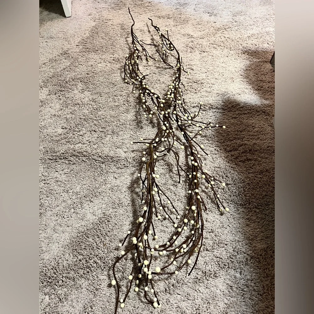 ~Lot of 2: Pottery Barn Branch & Berry Holiday Garland *EUC* MSRP: $160+tax